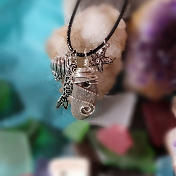 Meet your Posher, LB - Picture 2 of 7